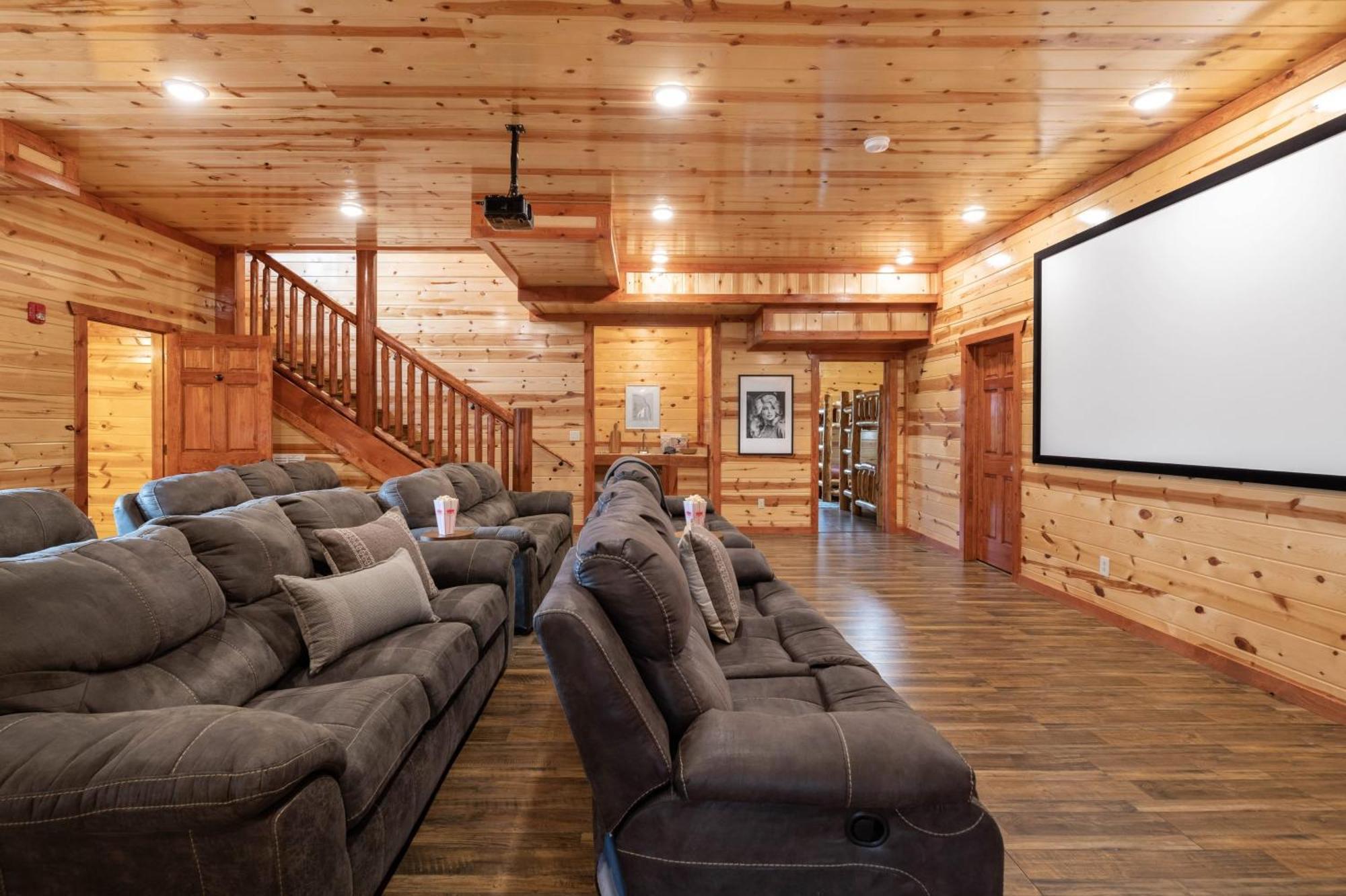 Sugarland By Avantstay Sleeps 28 Home Theatre Two Hot Tubs Indoor Pool Incredible Views Пиджен-Фордж Экстерьер фото
